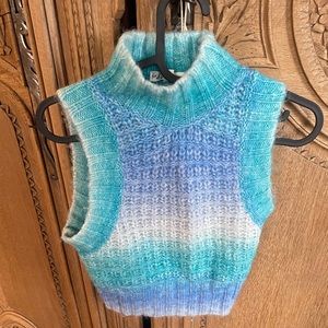 For love and lemons Rosa crop tank sweater in blue